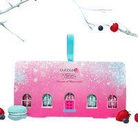 Bubble T Cosmetics Winter Berries Macaron Bath Fizzer Gift Set. Image shows the gift set with the 5 macaron-shaped bath fizzers inside. Vegan and cruelty-free. Available at Lovethical along with plenty of other vegan and cruelty-free beauty products, makeup, make up, toiletries and cosmetics for all your gift and present needs.
