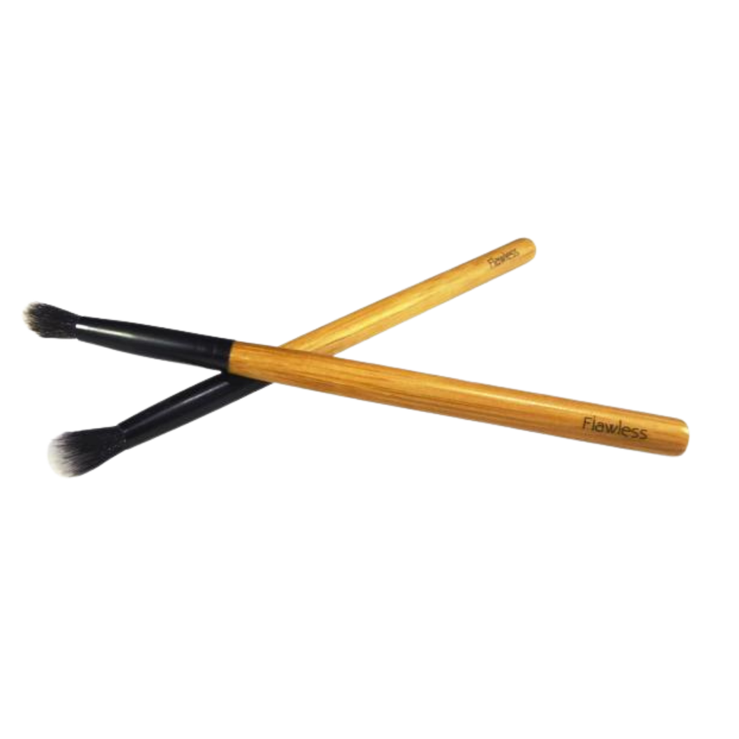 2 Flawless blending brushes crossing over each other. Vegan and cruelty-free. Available at Lovethical along with plenty of other vegan and cruelty-free beauty products, makeup, make up, toiletries and cosmetics for all your gift and present needs. 